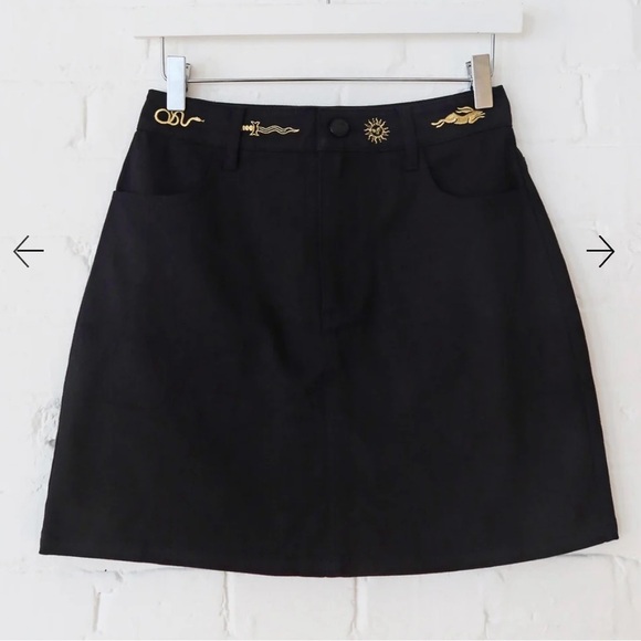 LAZY OAF x Laura Callaghan Eyes On My Butt Skirt - Picture 3 of 9